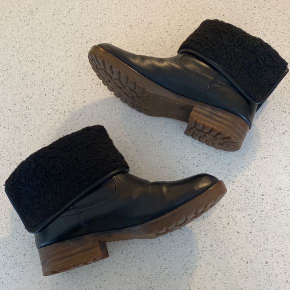 Tara M. Leather boots - Picture 16 of 16